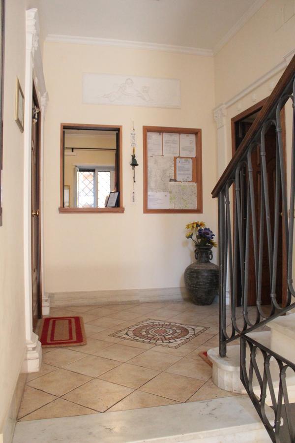 Ianus Guest House روما المظهر الخارجي الصورة