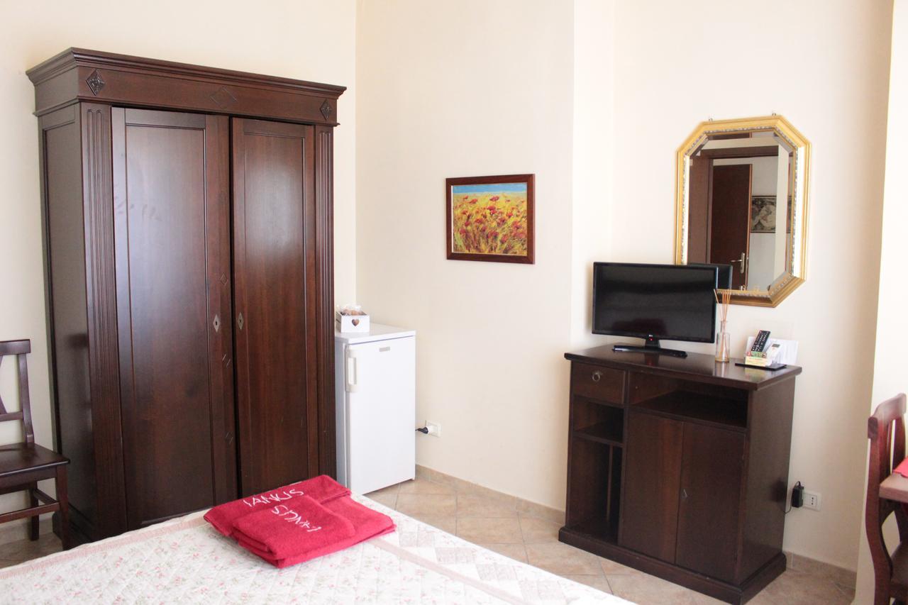 Ianus Guest House روما المظهر الخارجي الصورة