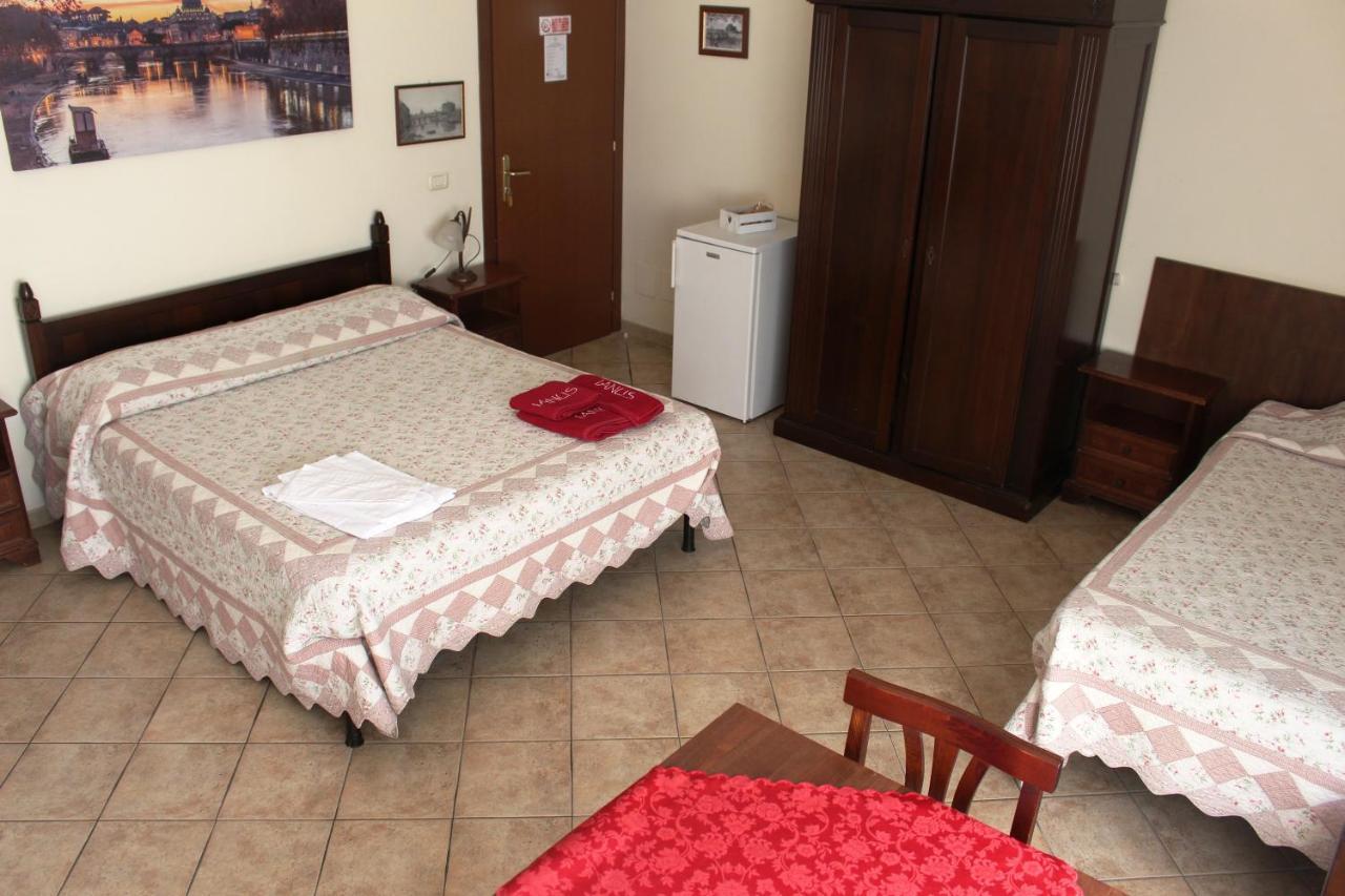 Ianus Guest House روما المظهر الخارجي الصورة
