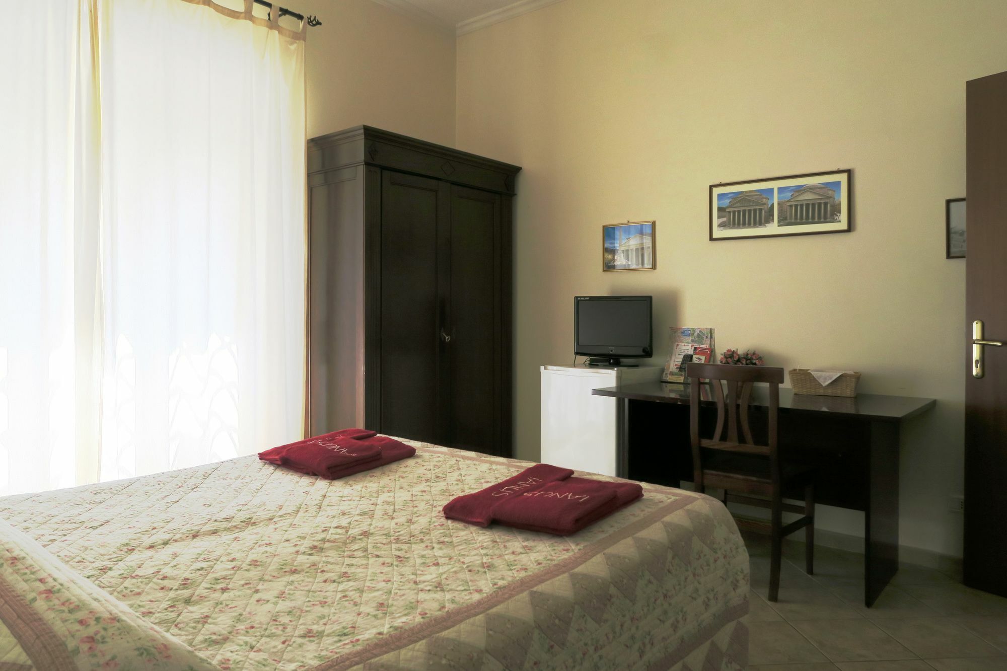 Ianus Guest House روما المظهر الخارجي الصورة