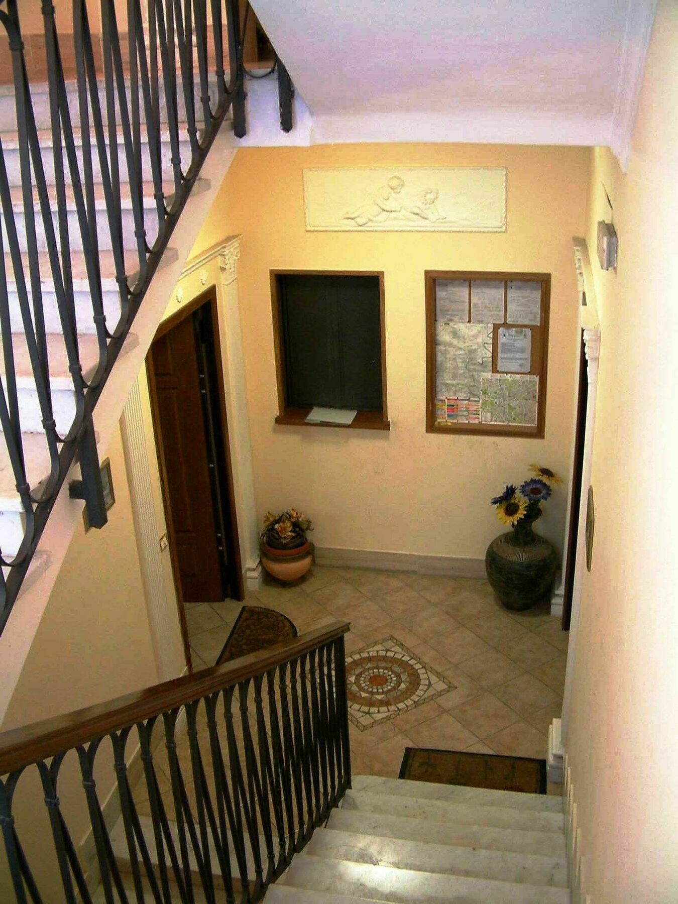 Ianus Guest House روما المظهر الخارجي الصورة